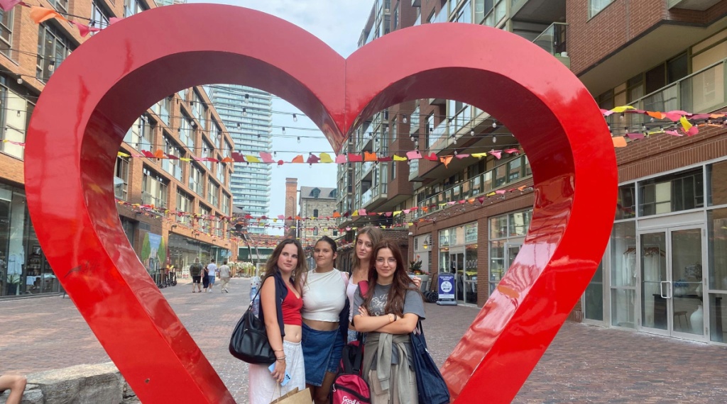 English Outdoors Launches New English & Toronto Discovery Programme for Adults